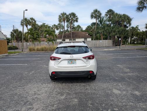 White 2015 Mazda Mazda3 s Grand Touring