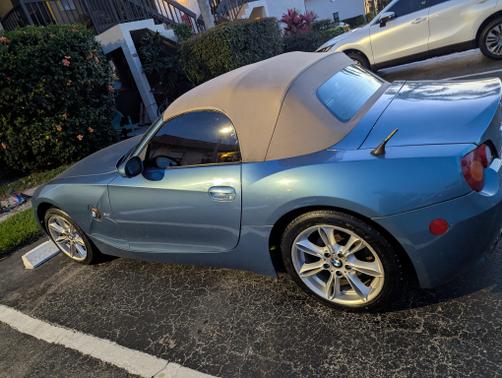 2003 BMW Z4 3.0i