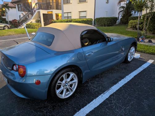 2003 BMW Z4 3.0i
