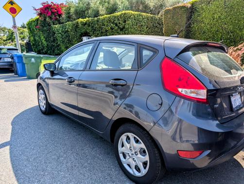 2012 Ford Fiesta SE