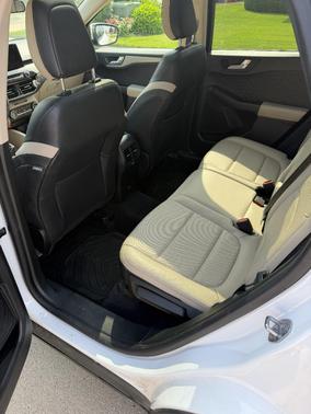 White 2020 Ford Escape SEL