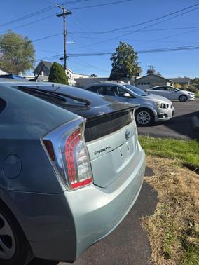 Blue 2014 Toyota Prius Three