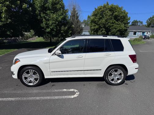 White 2015 Mercedes-Benz GLK-Class GLK 350