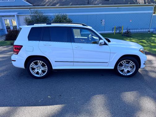 White 2015 Mercedes-Benz GLK-Class GLK 350