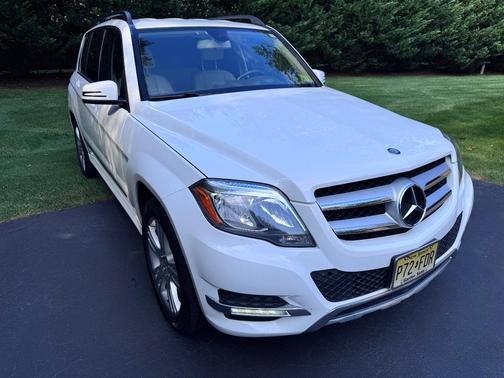 White 2015 Mercedes-Benz GLK-Class GLK 350