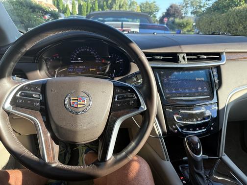 Blue 2014 Cadillac XTS Luxury