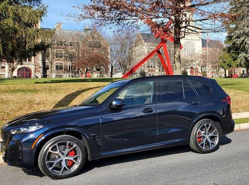Blue 2024 BMW X5 xDrive40i