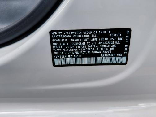 2014 Volkswagen Passat 1.8T Auto Sport