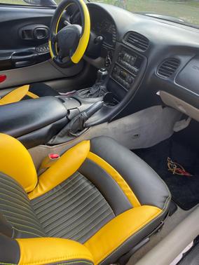 1998 Chevrolet Corvette Base