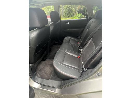 2011 Nissan Rogue SV