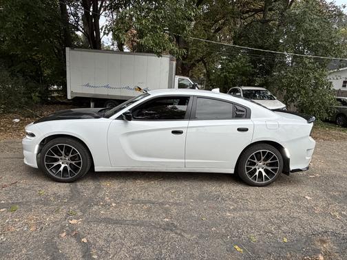 White 2023 Dodge Charger SXT
