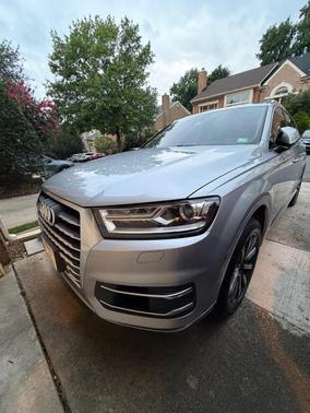 Silver 2017 Audi Q7 3.0T Premium Plus