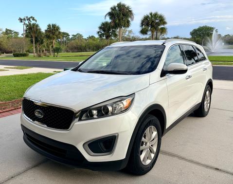 2016 Kia Sorento LX