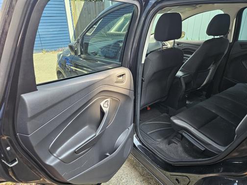 2014 Ford Escape S