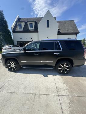 Black 2016 Cadillac Escalade Luxury