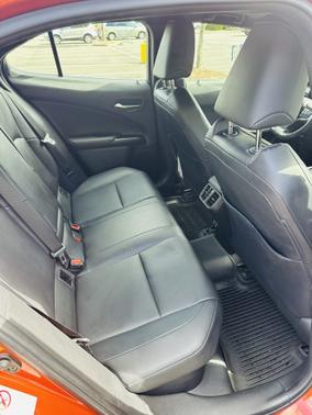 2019 Lexus UX 250h Base