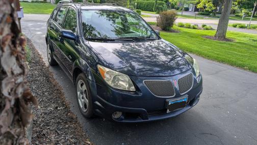 2005 Pontiac Vibe Base