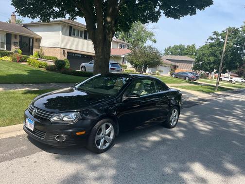 Black 2012 Volkswagen Eos Lux