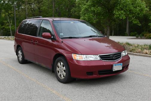 Red 2003 Honda Odyssey EX-L