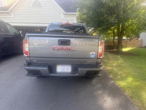 Gray 2022 GMC Canyon AT4 w/Cloth