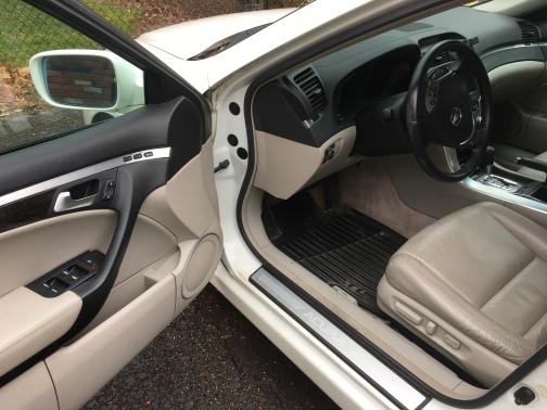 White 2008 Acura TL 3.2