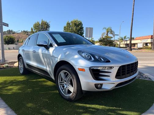 Silver 2015 Porsche Macan Macan S