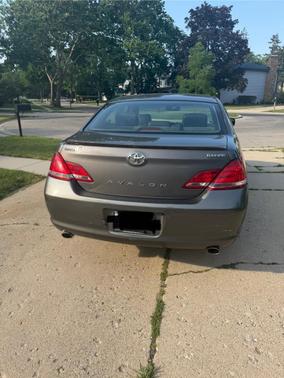 Gray 2006 Toyota Avalon Touring
