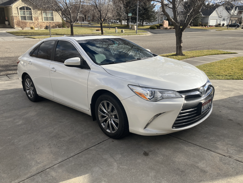 2016 Toyota Camry XLE