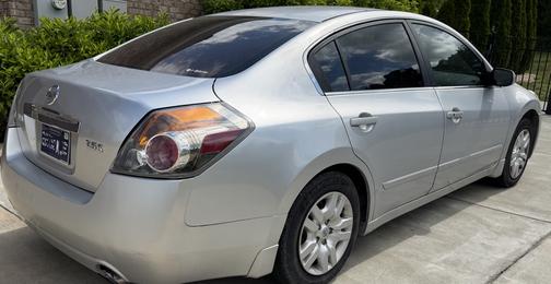 Silver 2010 Nissan Altima 2.5 S