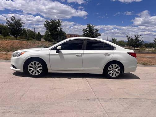 White 2017 Subaru Legacy 2.5i Premium