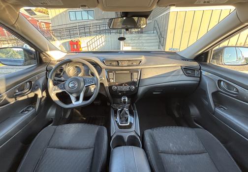 2019 Nissan Rogue S