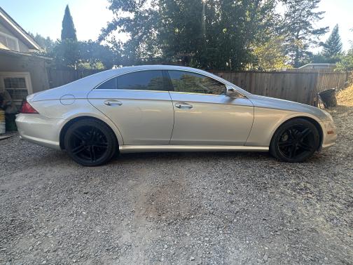 2010 Mercedes-Benz CLS-Class CLS 550