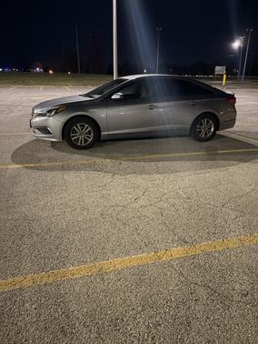 2016 Hyundai SONATA SE