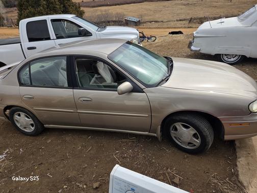 2000 Chevrolet Malibu LS