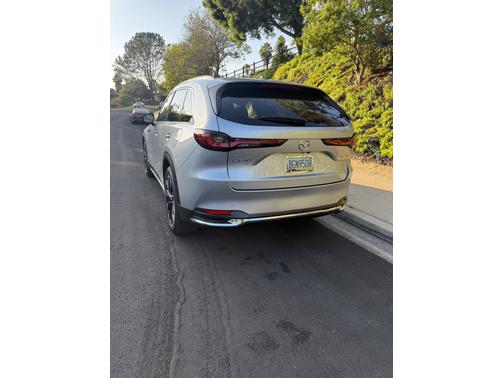 2024 Mazda CX-90 PHEV Premium Plus