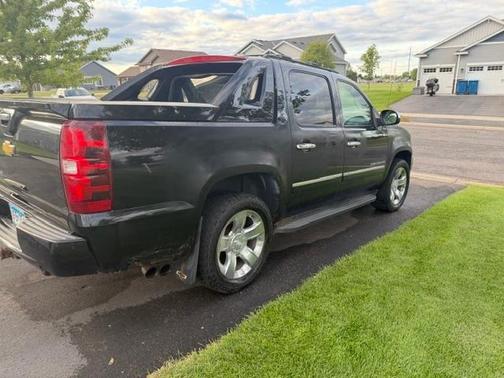 Black 2013 Chevrolet Avalanche LTZ