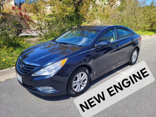 2013 Hyundai SONATA GLS