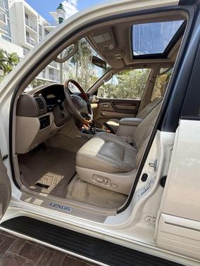 2002 Lexus LX 470 Base