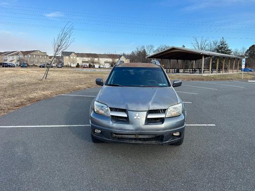 2006 Mitsubishi Outlander SE