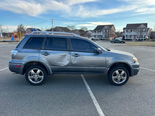 2006 Mitsubishi Outlander SE