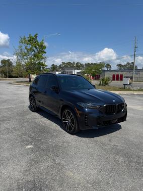 2025 BMW X5 M60i