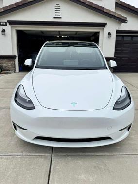 2022 Tesla Model Y Long Range