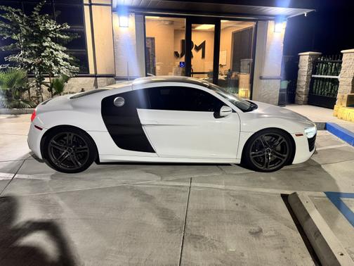 2014 Audi R8 5.2