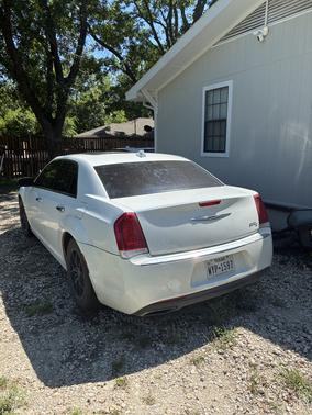 White 2017 Chrysler 300C Base