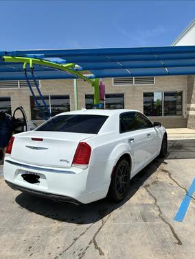 White 2017 Chrysler 300C Base
