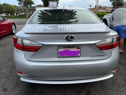 Gray 2018 Lexus ES 300h Base