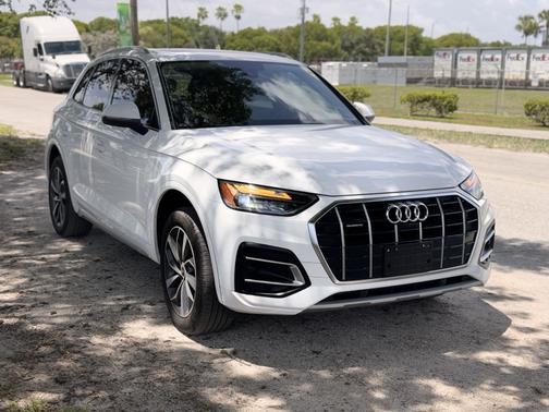 2021 Audi Q5 45 Premium Plus