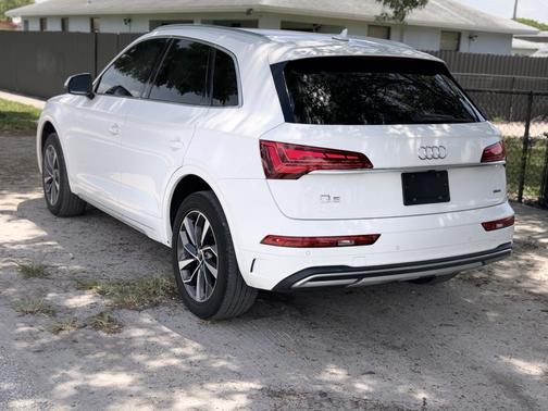 2021 Audi Q5 45 Premium Plus