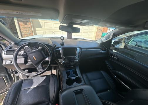 White 2018 Chevrolet Tahoe LS