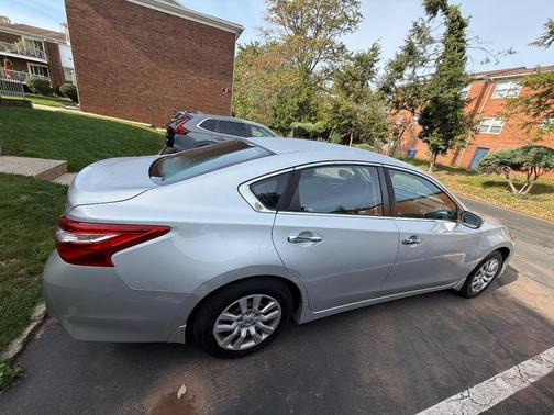 Silver 2017 Nissan Altima 2.5 S
